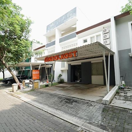 Koolkost Near Universitas Prasetiya Mulya Pagedangan Buitenkant foto